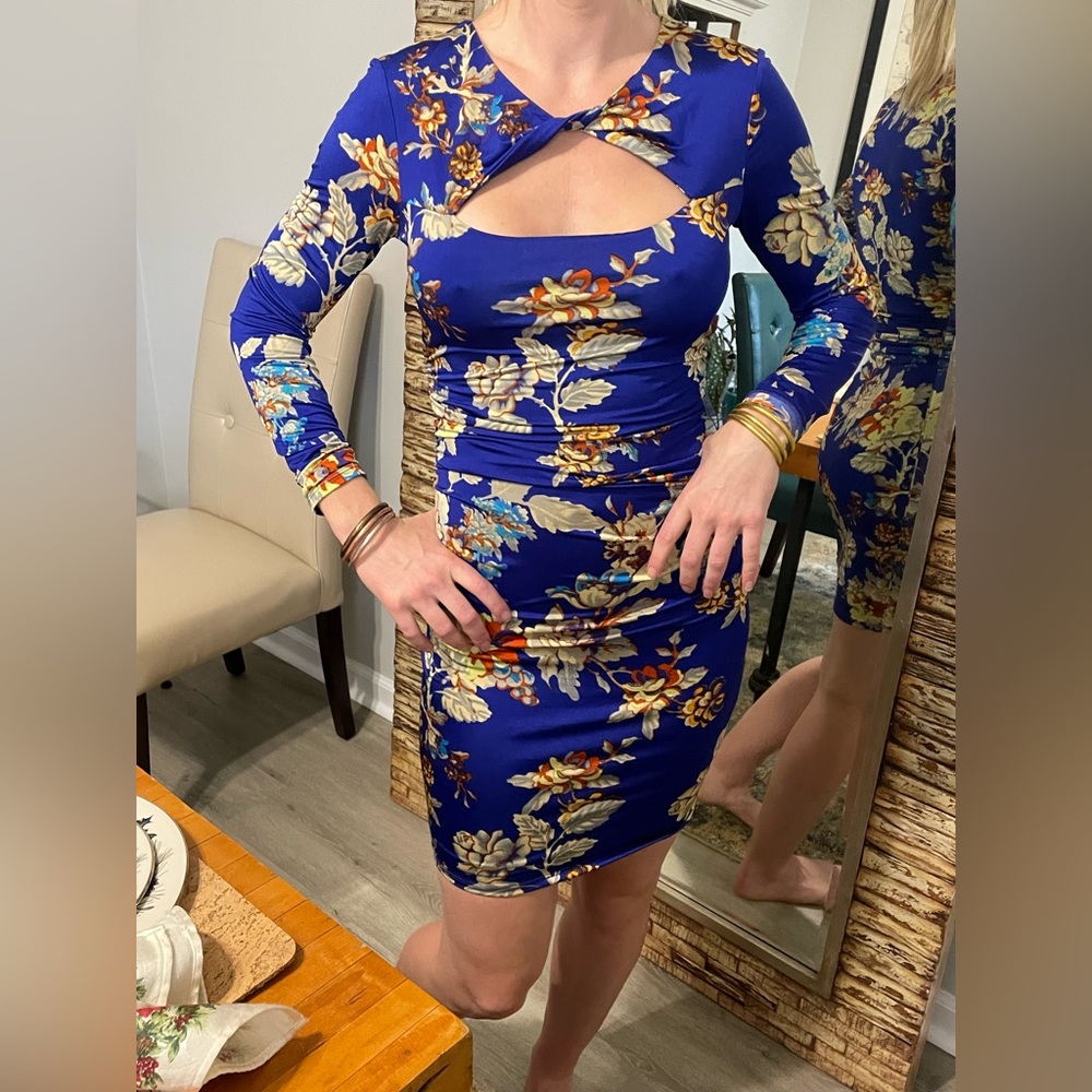 Guess dress . Size small. Royal blue